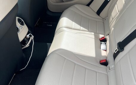 Mercedes-Benz C-Класс, 2016 год, 2 500 000 рублей, 13 фотография