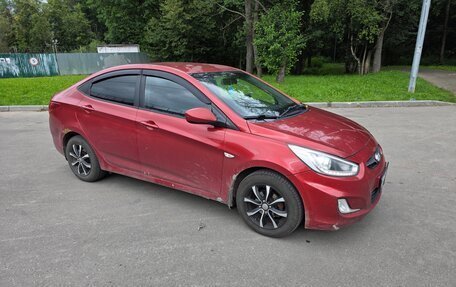 Hyundai Solaris II рестайлинг, 2013 год, 720 000 рублей, 8 фотография