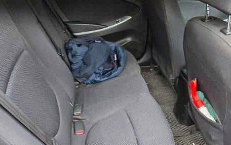 Hyundai Solaris II рестайлинг, 2013 год, 720 000 рублей, 11 фотография