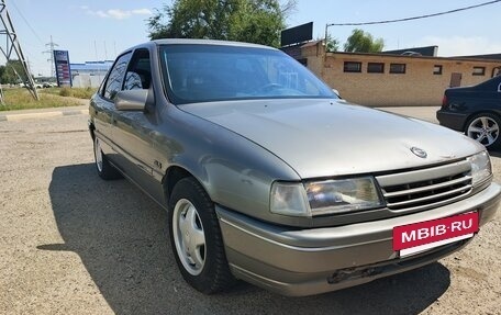 Opel Vectra A, 1989 год, 80 000 рублей, 4 фотография