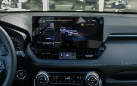 Toyota RAV4, 2024 год, 4 200 000 рублей, 16 фотография