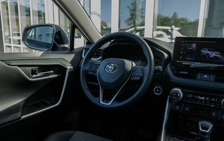 Toyota RAV4, 2024 год, 4 200 000 рублей, 21 фотография