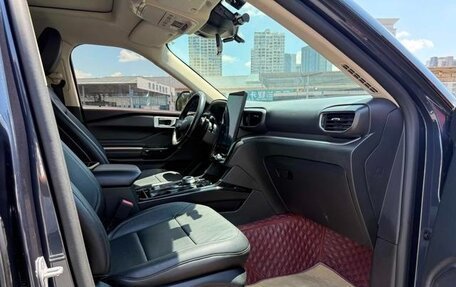 Ford Explorer VI, 2022 год, 2 760 000 рублей, 9 фотография