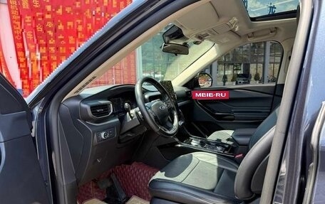Ford Explorer VI, 2022 год, 2 760 000 рублей, 8 фотография