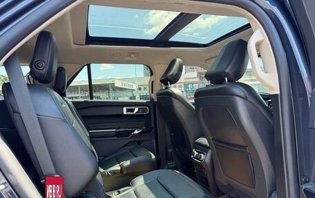 Ford Explorer VI, 2022 год, 2 760 000 рублей, 10 фотография