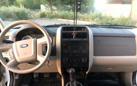 Ford Escape II, 2007 год, 800 000 рублей, 11 фотография