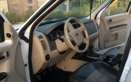 Ford Escape II, 2007 год, 800 000 рублей, 12 фотография