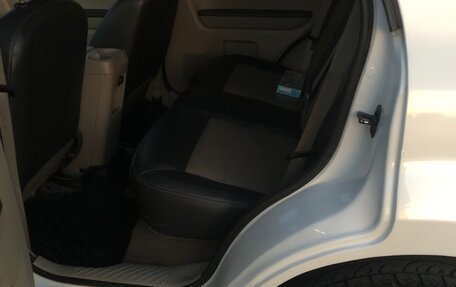 Ford Escape II, 2007 год, 800 000 рублей, 16 фотография