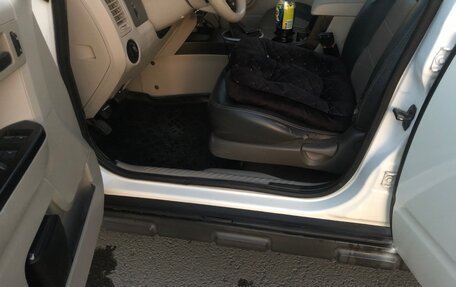 Ford Escape II, 2007 год, 800 000 рублей, 17 фотография