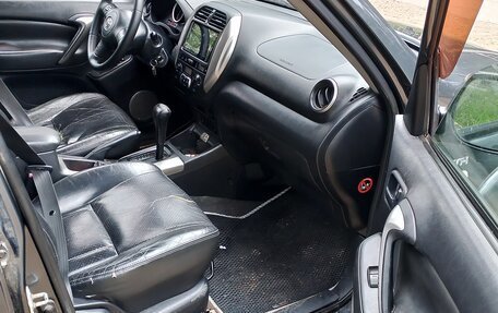 Toyota RAV4, 2005 год, 710 000 рублей, 11 фотография