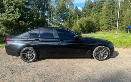 BMW 5 серия, 2019 год, 2 495 000 рублей, 4 фотография