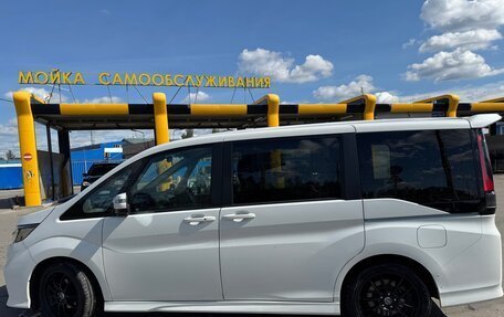 Honda Stepwgn IV, 2018 год, 2 650 000 рублей, 6 фотография