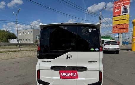 Honda Stepwgn IV, 2018 год, 2 650 000 рублей, 9 фотография