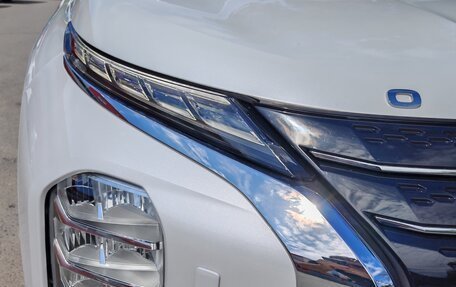 Mitsubishi Outlander, 2021 год, 3 490 000 рублей, 3 фотография