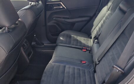 Mitsubishi Outlander, 2021 год, 3 490 000 рублей, 14 фотография