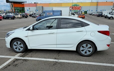 Hyundai Solaris II рестайлинг, 2016 год, 1 000 000 рублей, 2 фотография