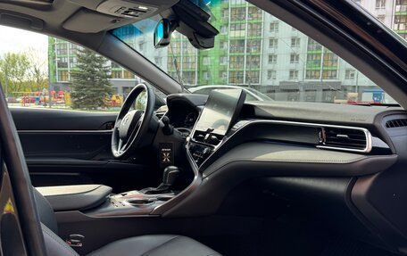 Toyota Camry, 2023 год, 3 700 000 рублей, 6 фотография