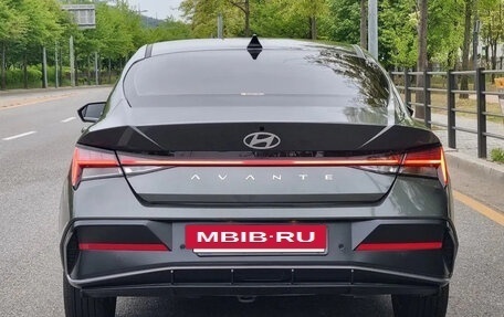 Hyundai Avante, 2024 год, 1 900 000 рублей, 5 фотография