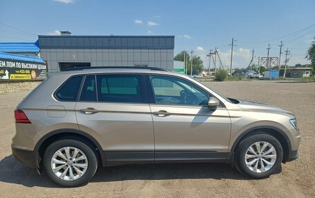 Volkswagen Tiguan II, 2019 год, 2 900 000 рублей, 6 фотография