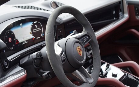 Porsche Cayenne III, 2023 год, 25 000 000 рублей, 8 фотография