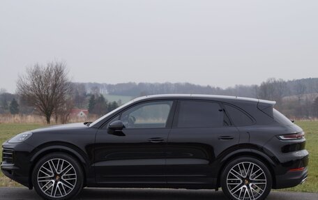 Porsche Cayenne III, 2023 год, 25 000 000 рублей, 3 фотография