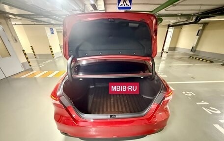 Toyota Camry, 2021 год, 3 950 000 рублей, 4 фотография