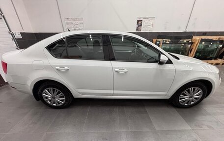 Skoda Octavia, 2017 год, 1 450 000 рублей, 8 фотография