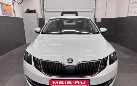 Skoda Octavia, 2017 год, 1 450 000 рублей, 2 фотография