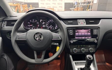 Skoda Octavia, 2017 год, 1 450 000 рублей, 20 фотография