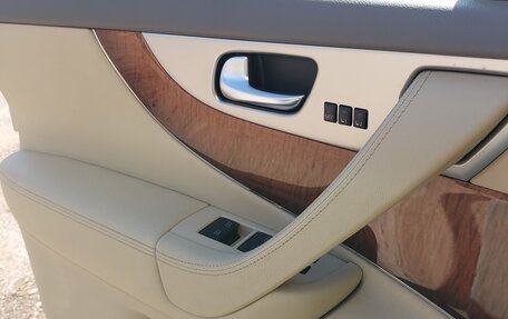 Infiniti QX70, 2015 год, 2 760 000 рублей, 2 фотография