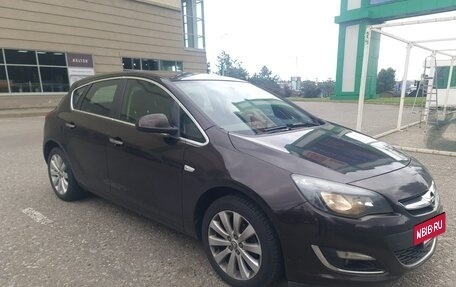 Opel Astra J, 2013 год, 1 400 000 рублей, 6 фотография