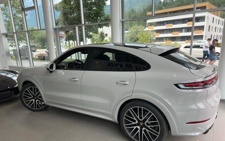 Porsche Cayenne III, 2025 год, 18 290 000 рублей, 2 фотография