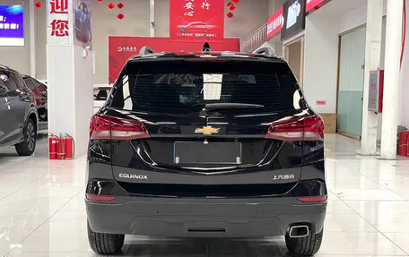 Chevrolet Equinox III, 2022 год, 1 360 998 рублей, 5 фотография
