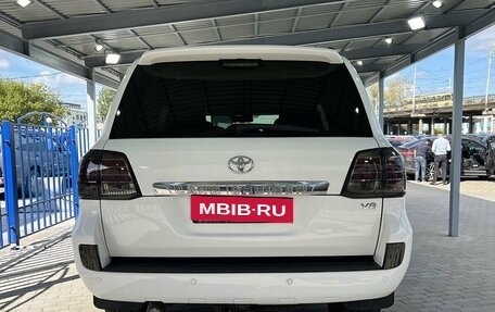 Toyota Land Cruiser 200, 2010 год, 2 999 000 рублей, 4 фотография