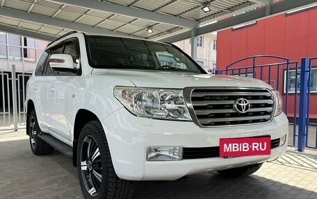Toyota Land Cruiser 200, 2010 год, 2 999 000 рублей, 7 фотография
