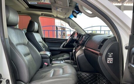 Toyota Land Cruiser 200, 2010 год, 2 999 000 рублей, 11 фотография