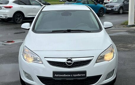 Opel Astra J, 2011 год, 550 000 рублей, 3 фотография