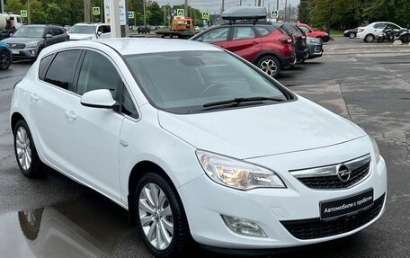 Opel Astra J, 2011 год, 550 000 рублей, 11 фотография