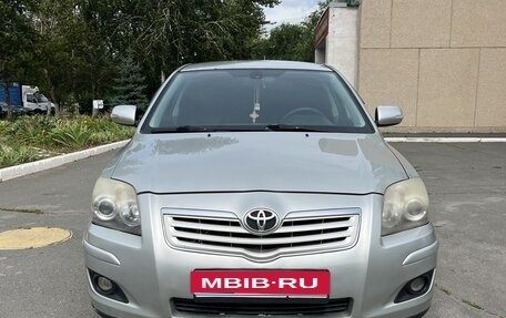 Toyota Avensis III рестайлинг, 2007 год, 750 000 рублей, 1 фотография