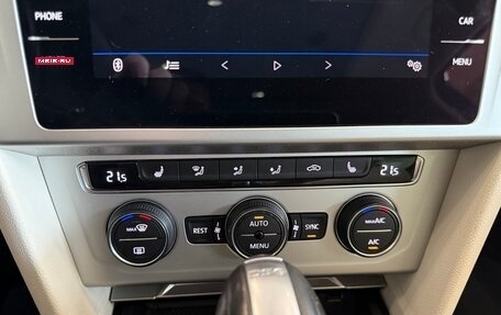 Volkswagen Passat B8 рестайлинг, 2018 год, 1 985 000 рублей, 12 фотография