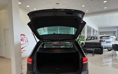Volkswagen Passat B8 рестайлинг, 2018 год, 1 985 000 рублей, 22 фотография