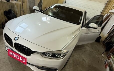 BMW 3 серия, 2017 год, 1 850 000 рублей, 2 фотография
