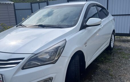 Hyundai Solaris II рестайлинг, 2014 год, 970 000 рублей, 2 фотография