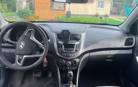 Hyundai Solaris II рестайлинг, 2014 год, 970 000 рублей, 9 фотография