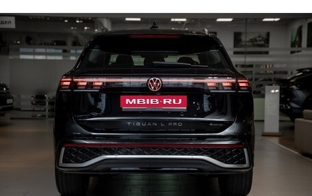 Volkswagen Tiguan, 2024 год, 5 250 000 рублей, 5 фотография