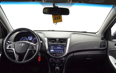 Hyundai Solaris II рестайлинг, 2016 год, 1 050 000 рублей, 10 фотография