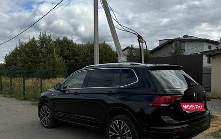 Volkswagen Tiguan II, 2022 год, 3 850 000 рублей, 4 фотография