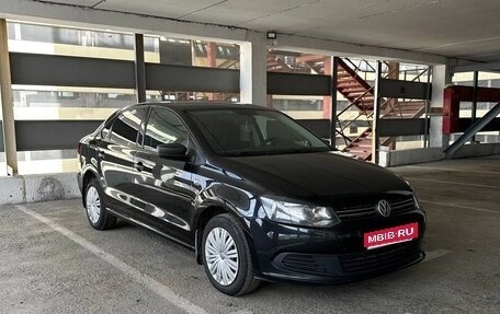 Volkswagen Polo VI (EU Market), 2014 год, 820 000 рублей, 1 фотография