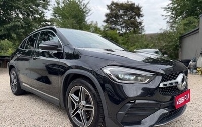 Mercedes-Benz GLA, 2022 год, 2 000 000 рублей, 1 фотография