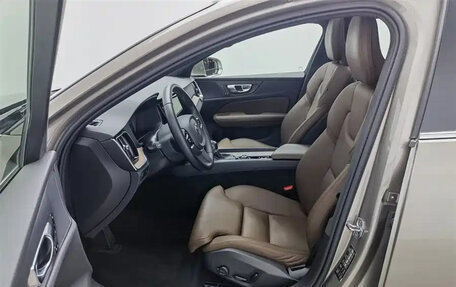 Volvo S60 III, 2021 год, 1 900 000 рублей, 6 фотография